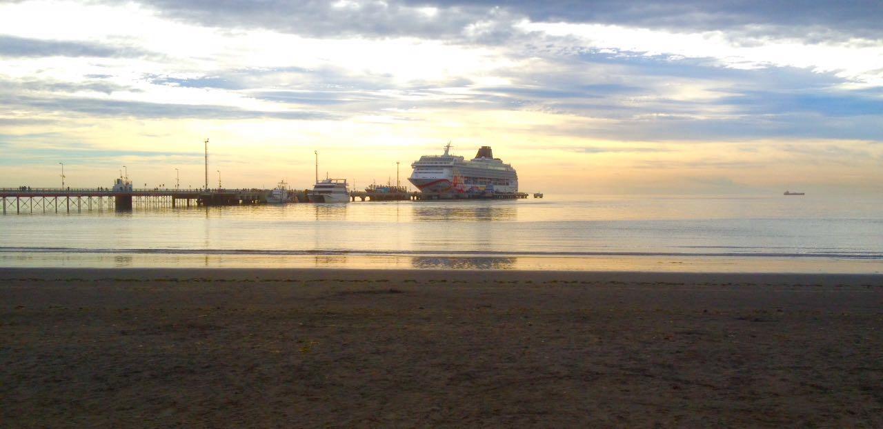 Apart Hotel Marina Пуерто Мадрин Екстериор снимка